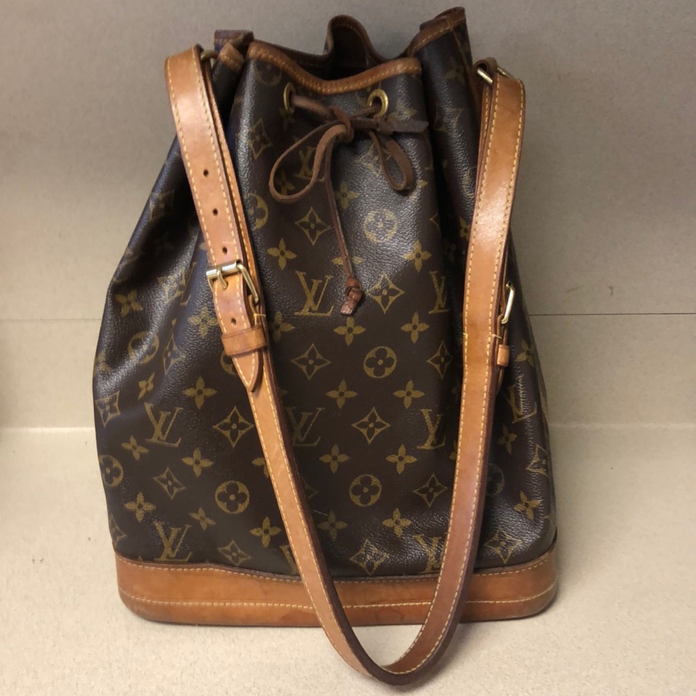 Louis Vuitton Large Noe Handbag. Vintage